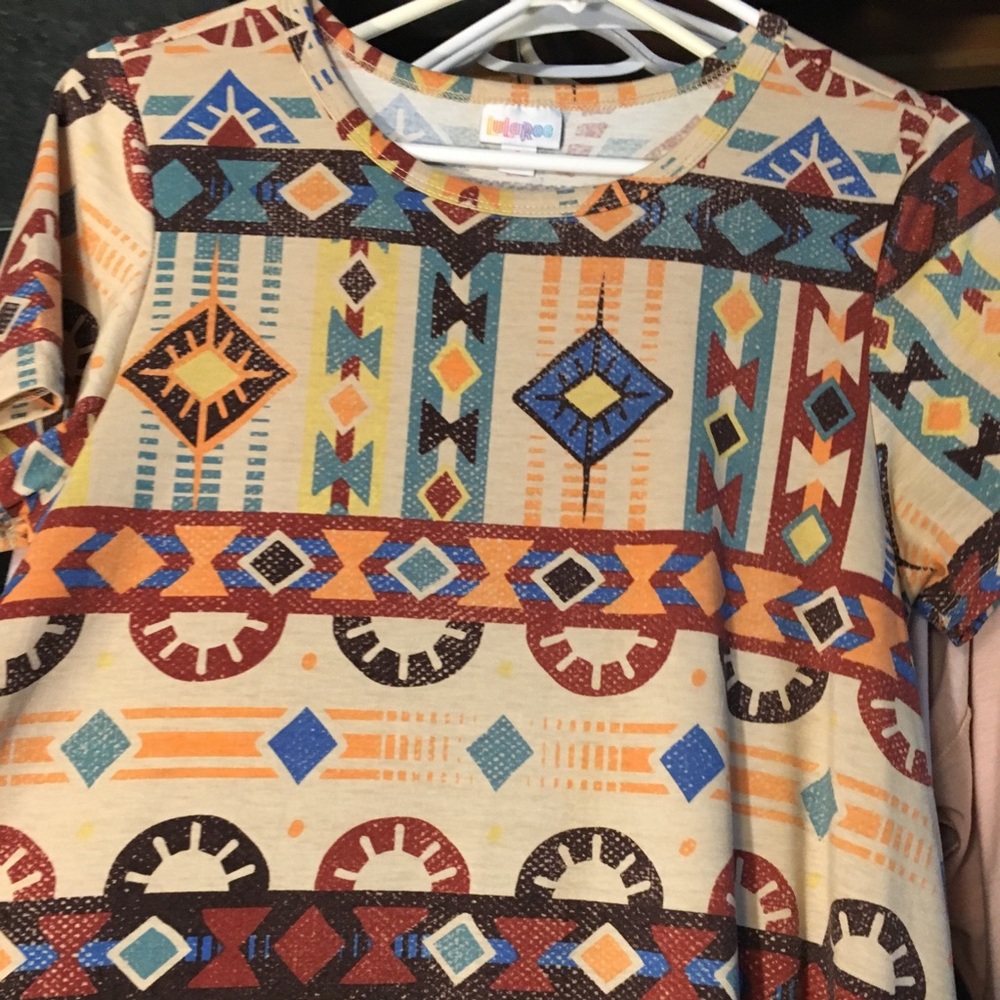 Aztec Lularoe carly